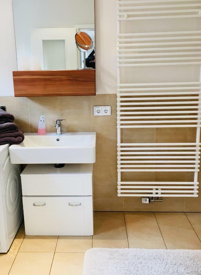 Ferienwohnung An Der Cyriaksburg Apartment Erfurt
